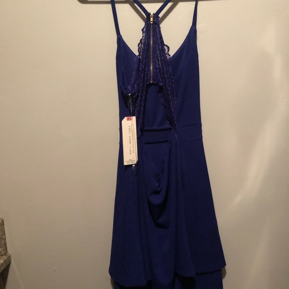 Navy blue dress with lace detail and back cutouts - Picture 3 of 3